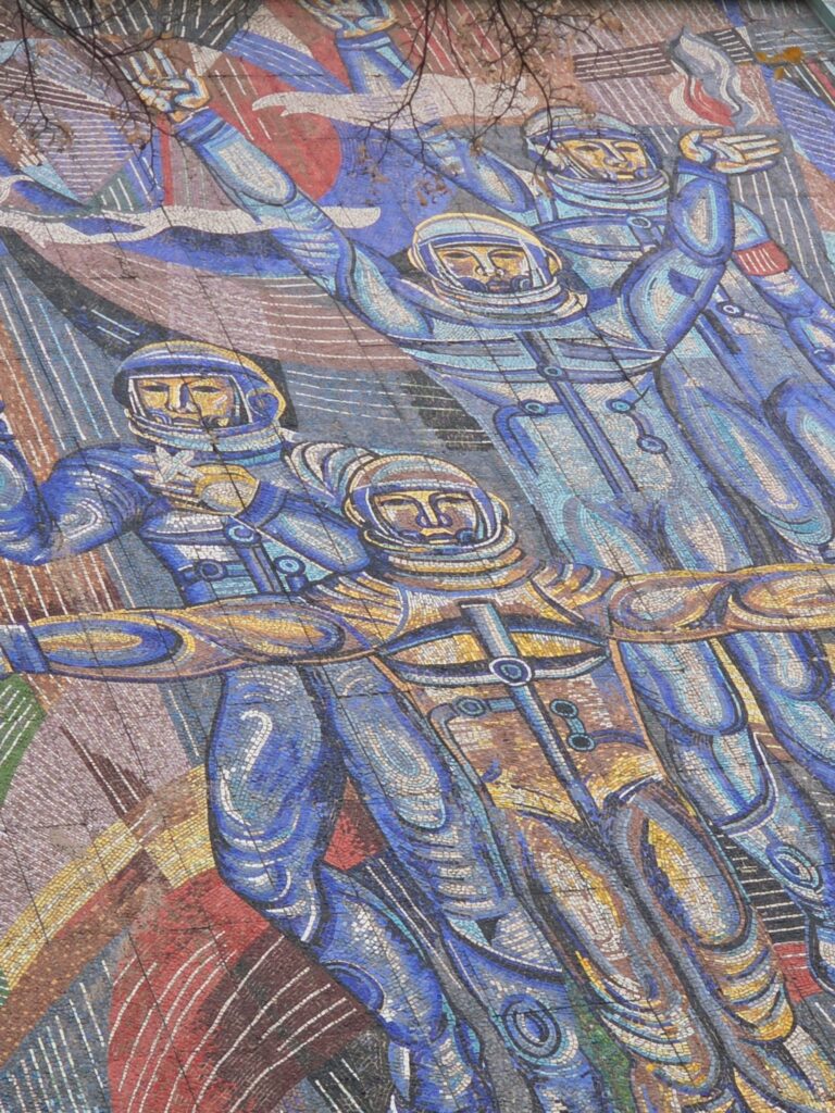 Cosmonautics Day
Cosmonaut Day
Soviet mosaics