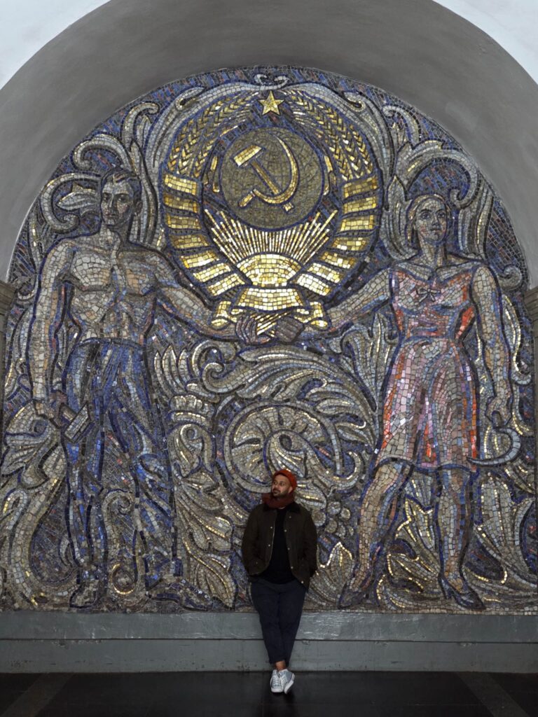 Worker and the Kolkhoz Woman
Moscow metro
Soviet mosaic